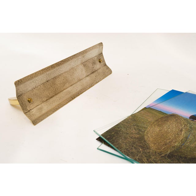 Gold Art Deco Picture Frame with Glass and Partly Hammered Brass, Vienna, 1920s For Sale - Image 8 of 10