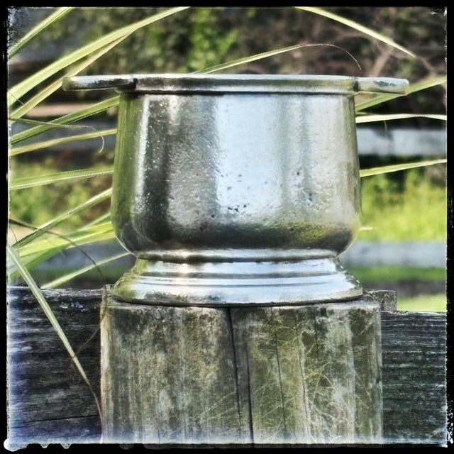 Add a piece of mid-century Manhattan history to your home with this rare 8-ounce hotel silver-plated sugar bowl from the...