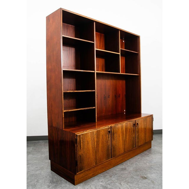 Mid-Century Modern Mid Century Danish Modern Cabinet Brazilian Rosewood Bookshelf Poul Hundevad, Attributed For Sale - Image 3 of 10