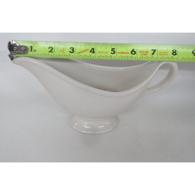 Cream Mid 20th Century Hall Ceramic Gravy Boat Mid Century Modern Cream Color Dish Made in Usa For Sale - Image 8 of 14