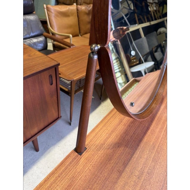 Mid-Century Dressing Table and Stool from Elliots of Newbury, Set of 2 For Sale - Image 10 of 18