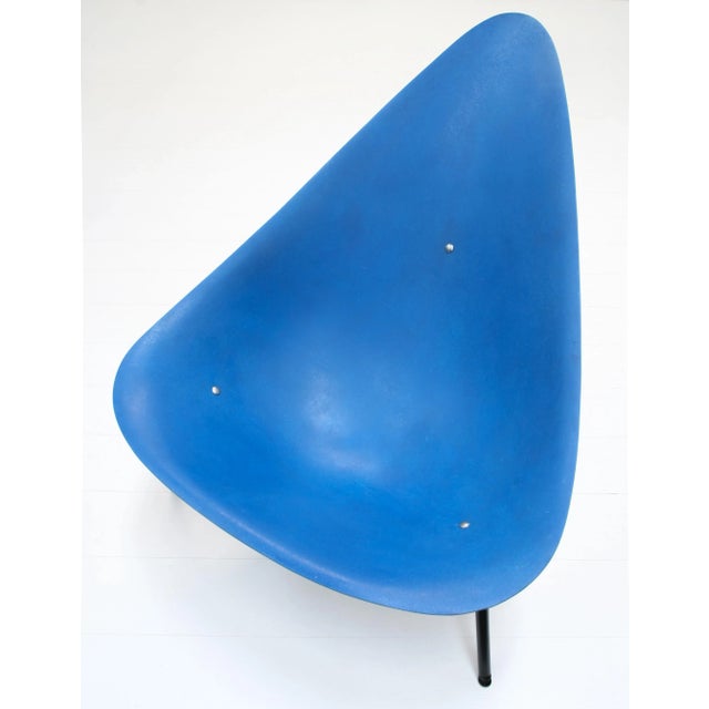 Tripod Fiberglass Armchair by Ed Mérat, 2000s For Sale - Image 9 of 10