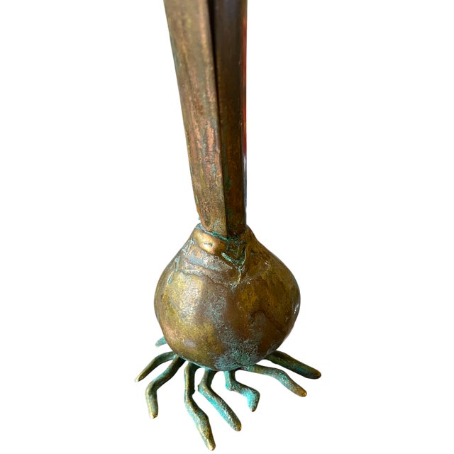 Bunny Williams Home Vintage Sculptural Copper & Brass Bud Vase – Verdigris Patina – Carnivale 1985 Label For Sale - Image 4 of 6