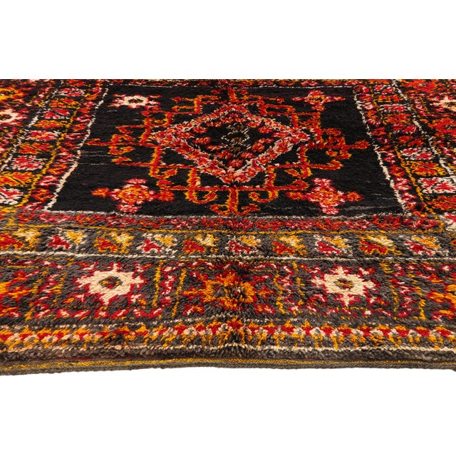 Berber Tribes of Morocco Vintage Beni M'Guild Moroccan Rug, 05'11 X 10'02 For Sale - Image 4 of 10