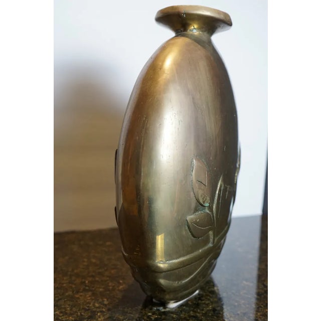 Hollywood Regency Vintage 1980s Dolbi Cashier Brass Globe Vase With Botanical Relief For Sale - Image 3 of 11