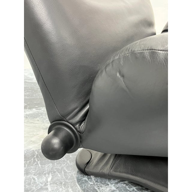 Toshiyuki Kita Wink Charcoal Gray Leather Lounge Chair for Cassina, 1980s For Sale - Image 12 of 13