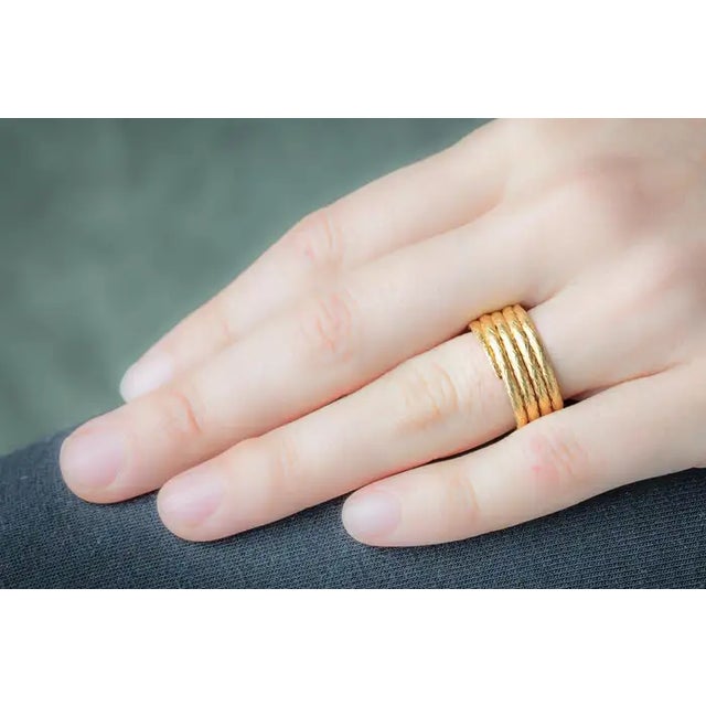 22 Karat Gold Coil Band Ring, Size 8.5 For Sale - Image 4 of 4