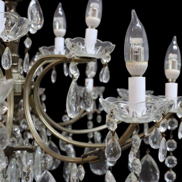 1940s Crystal & Gilt Bronze 15-Light Chandelier C1940 For Sale - Image 5 of 10