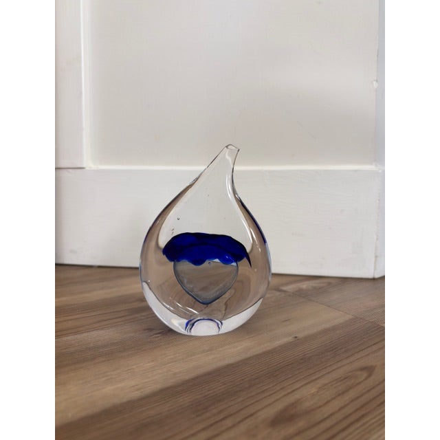 Teardrop Paperweight signed L. Onesto (Luigi Onesto). in the style of Adam Jablonski