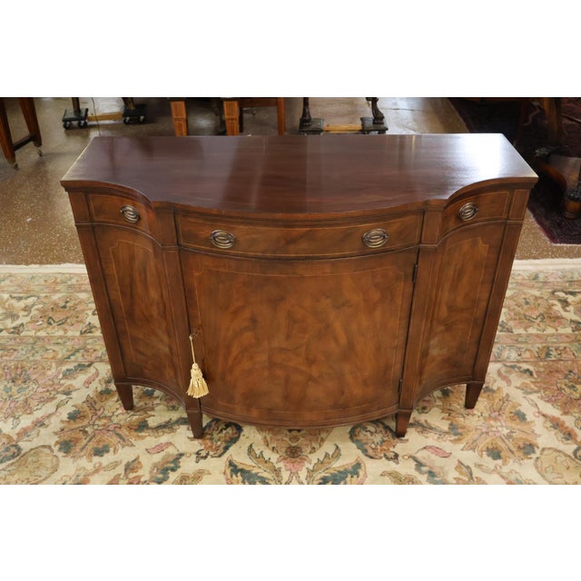 Mid-20th Century Baker Furniture Federal Regency Style Mahogany Sideboard Buffet Server For Sale In New York - Image 6 of 18