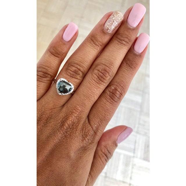 Early 21st Century 2.34 Carat Black Diamond 14 Karat White Gold Ring, Size 7 For Sale - Image 5 of 5