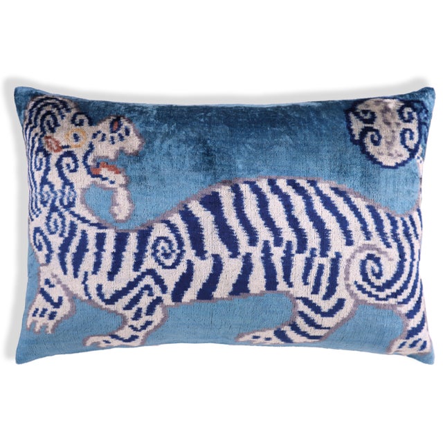 Textile Handmade Blue Velvet Tiger Pillow – 16x24" Silk Accent Cushion For Sale - Image 7 of 7