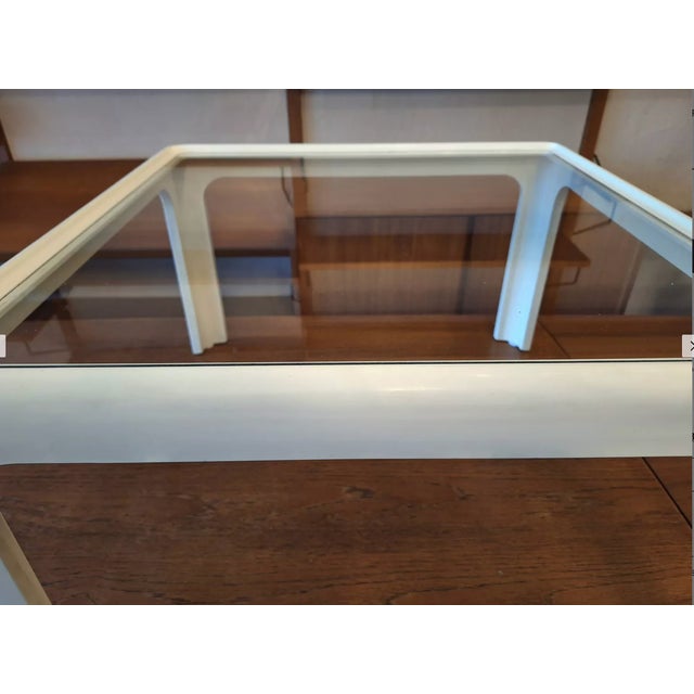 Mid-Century Coffee Table in White Lacquered Wood with Glass Top, 1960s For Sale - Image 6 of 8