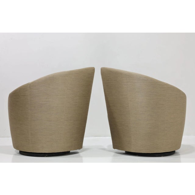Mid-20th Century Swivel Bilboa Chairs by Vladimir Kagan in Silk and Leather For Sale In Dallas - Image 6 of 7