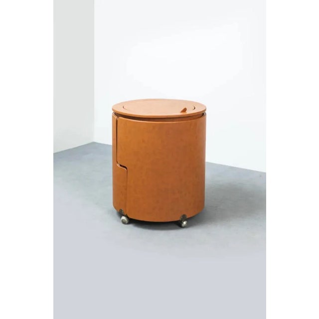 Italian 1960s Luigi Massoni for Poltrana Frau Dilly Dilly Vanity - Set of 2 For Sale - Image 3 of 12