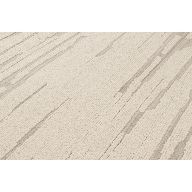 Looking for a custom size? For more information on customization capabilities, please reach out to custom@chairish.com....