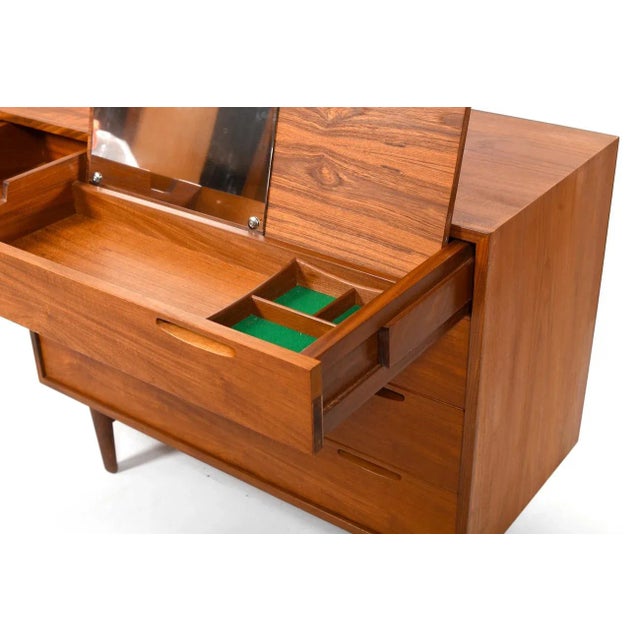 Vanity Dresser in Teak by Ib Kofod-Larsen for Brande Møbelindustri, 1960s For Sale - Image 10 of 13