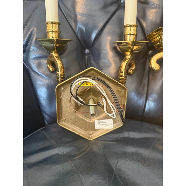1970s 1970s Traditional Shiny Brass Wall Lights in the Style of Baldwin, Double Lights, a Pair For Sale - Image 5 of 7