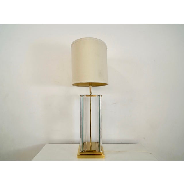 Fredrick Ramond 1980’s Hollywood Regency Etched Glass, Brass, & Lucite Table Lamp by Fredrick Ramond For Sale - Image 4 of 12