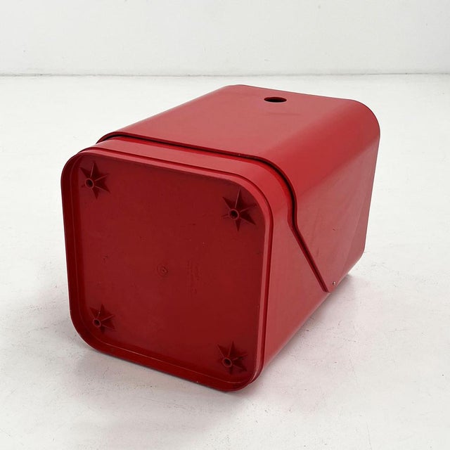 Red Red Laundry Bin by Anna Castelli for Kartell, 1970s For Sale - Image 8 of 10