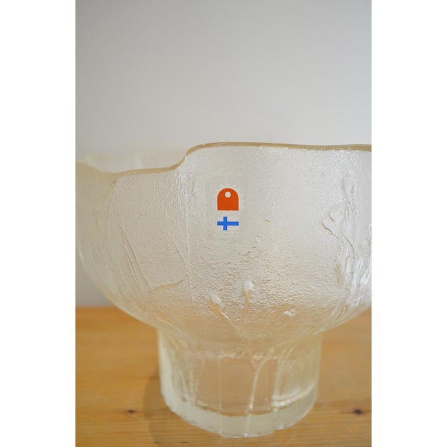 Heavy glass bowl by the Finnish designer "Pertti Santalati" for the Humppaila glass factory from the 1970s - Thick ice...