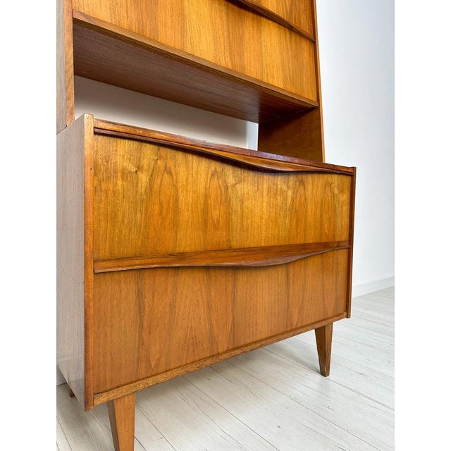 Vintage Walnut Cabinet by Franz Ehrlich for VEB Deutsche Werkstätten Hellerau, 1950s For Sale - Image 6 of 17