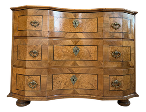 Baroque Chest of Drawers in Pine