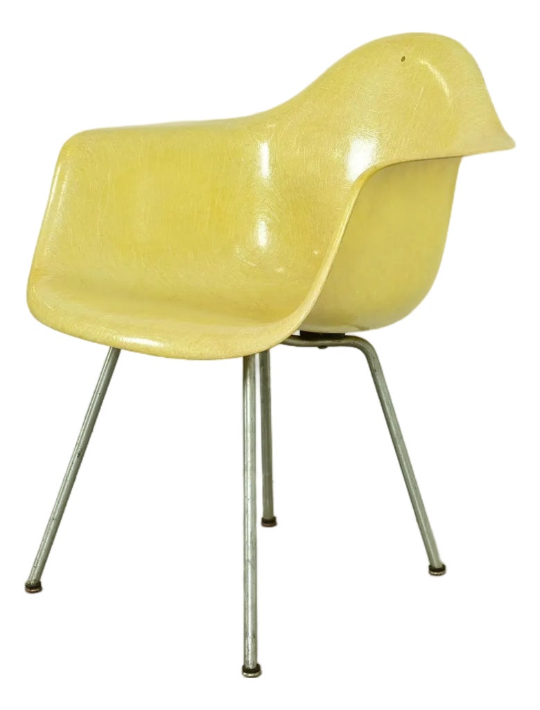 Charles Eames for Herman Miller Mid-Century Modern Yellow