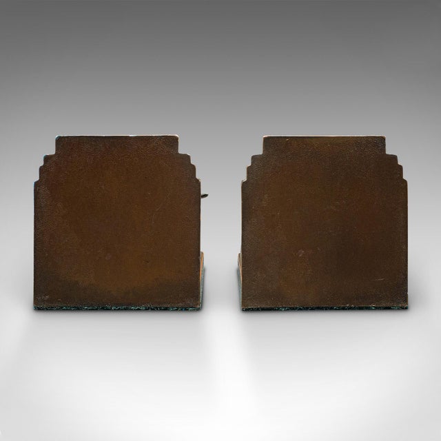 Pair of Vintage Pointer Bookends, French Bronze, Dog Figure, Book Rest, Art Deco For Sale - Image 4 of 12