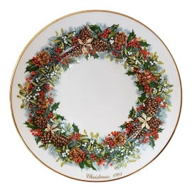 Example of Lenox Holiday Decor