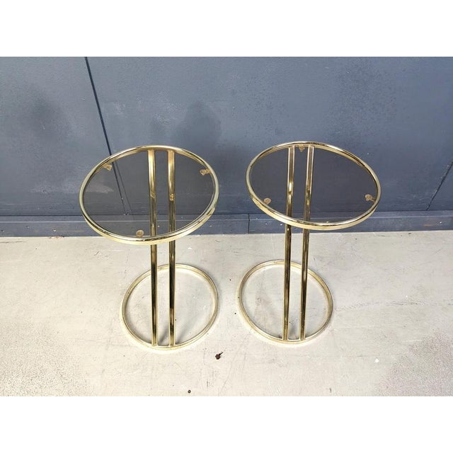 Vintage brass Z-shaped side table or plant stand with smoked glass. Good condition. Late 1970s - Belgium Height: 55cm...