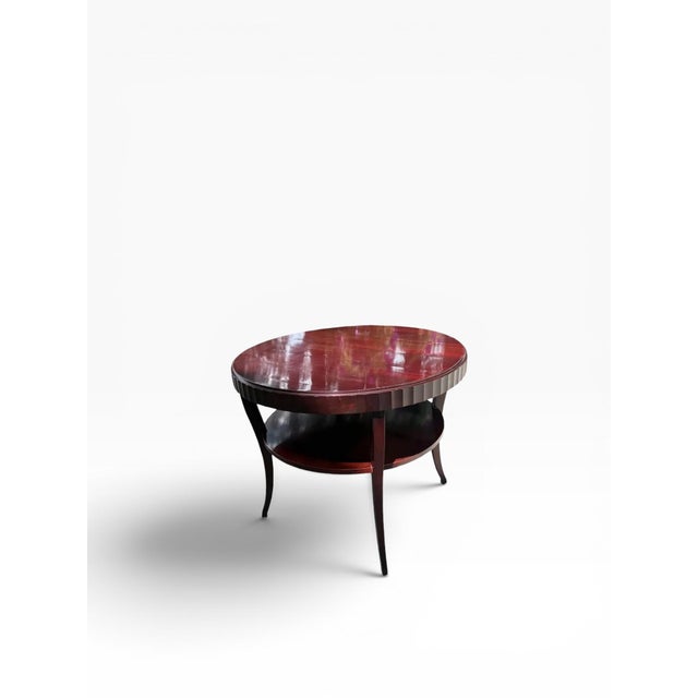 This exquisite round entry table by Barbara Barry for Baker Furniture embodies refined sophistication and thoughtful...