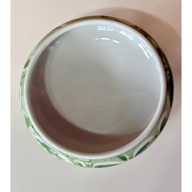 Japanese Porcelain Stem Bowl by Makuzu Kozan Meiji Period For Sale - Image 11 of 18