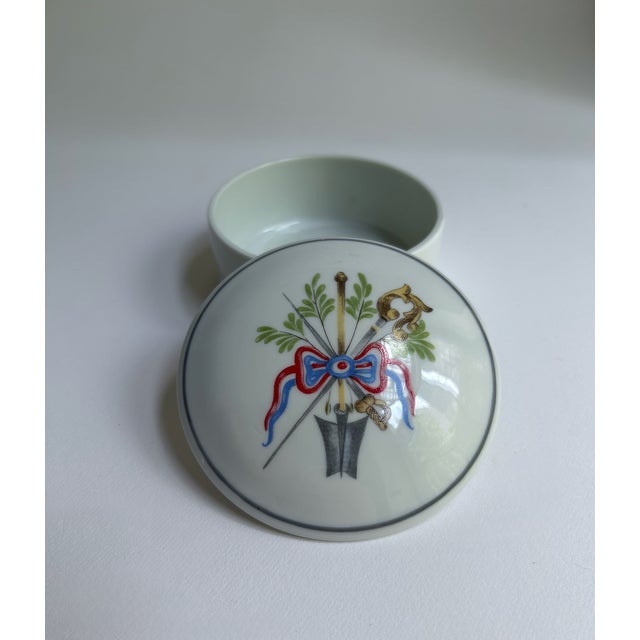 Ceramic 1980s Limoges for Lancome Bicentenaire Lidded Porcelain Box For Sale - Image 7 of 12
