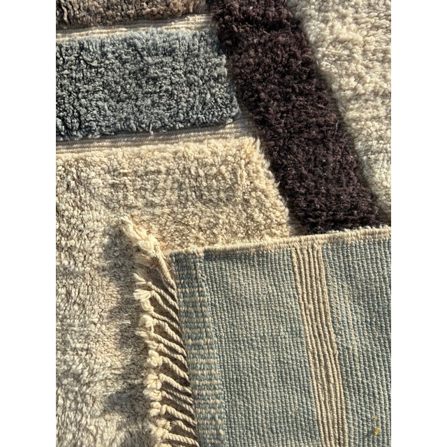 Beige Moroccan Beni Ouarain Wool Rug, 1990 For Sale - Image 8 of 10