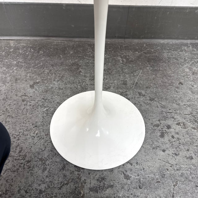 Eero Saarinen for Knoll Marble Tulip Side Table, 20 Inches For Sale - Image 12 of 12