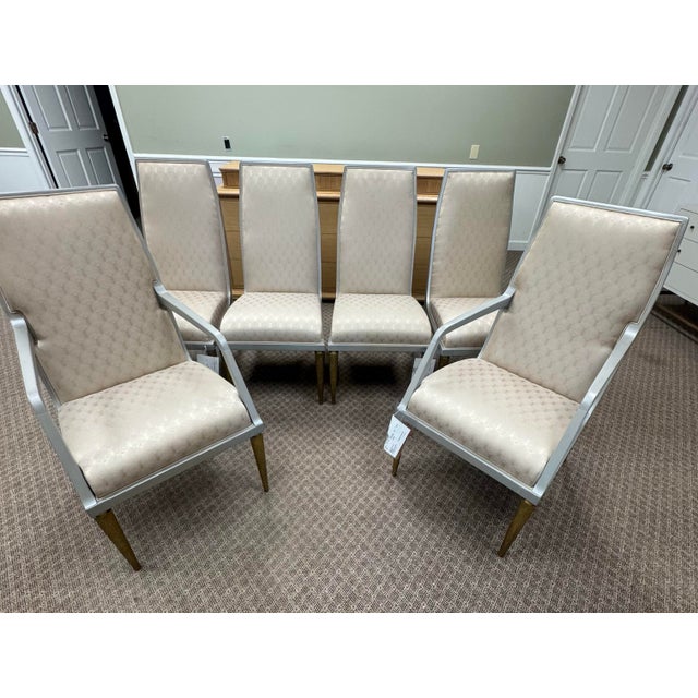 Part of the expansive 80-piece collection by Paris-based architect Jean-Louis Deniot for Baker Furniture, the Jasper...