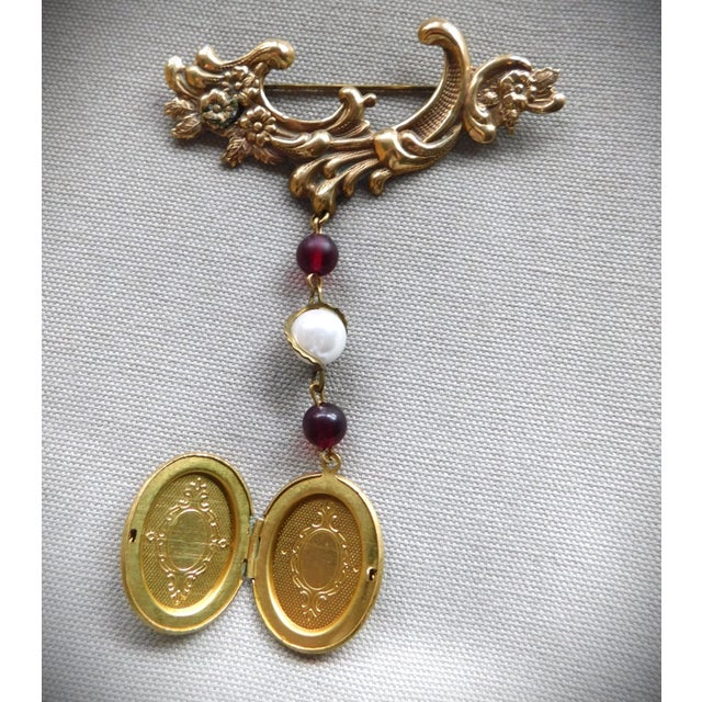 English Vintage Classic English Gold Brooch Pin and Etched Oval Locket, Hanging Wine & Wired Pearl Chain For Sale - Image 3 of 13