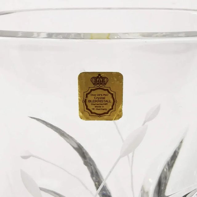 German Oval Crystal Vase from Bleikristal, 1960s For Sale - Image 10 of 11