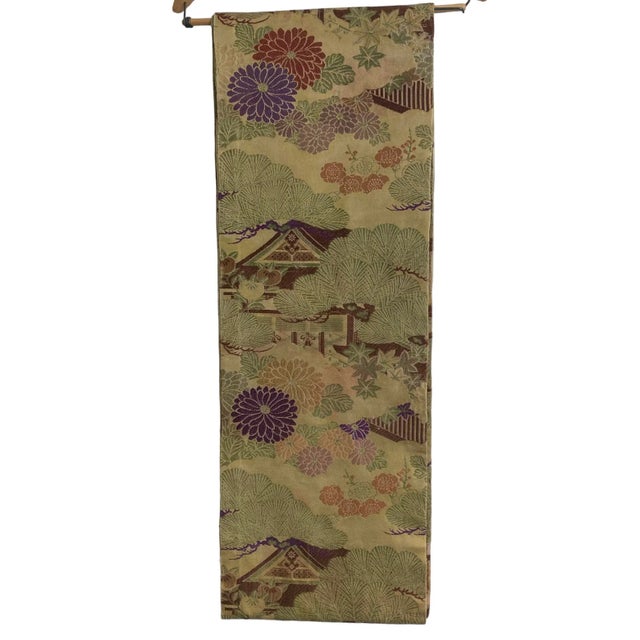 Early 20th Century Antique Japanese Maru Silk & Wool Obi With Multicolored Peonies & Minka Landscape Design For Sale - Image 5 of 12