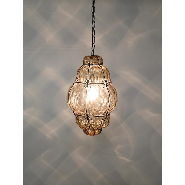 Large Mouth-Blown Murano Amber Glass and Iron Lantern Pendant Light from Seguso, Italy, 1940 For Sale - Image 13 of 18