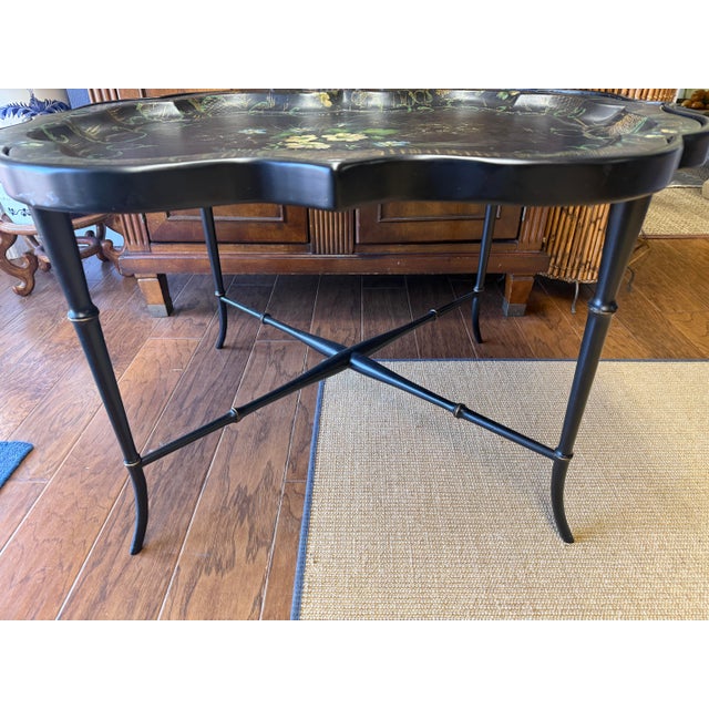 Antique English Coffee Table With Crackled Handpainted Finish, Early 20th Century For Sale In Orlando - Image 6 of 10