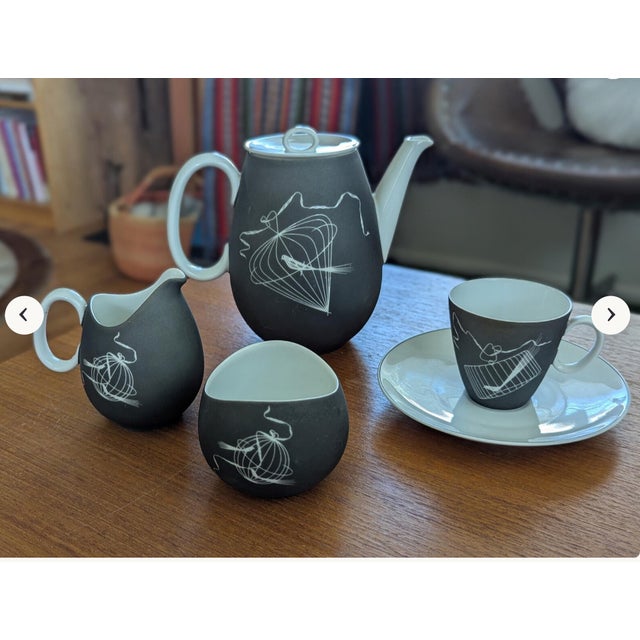 Modern Vintage Johann Haviland Bavaria Papageno Tea Set for 6 For Sale - Image 11 of 11