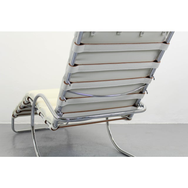 Ludwig Mies van der Rohe Leather and Steel Chairs Knoll Mr by Ludwig Mies Van Der Rohe for Knoll Inc. / Knoll International, 1970s, Set of 2 For Sale - Image 4 of 8