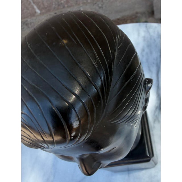 Sculpture Materials Mid-Century Modernist Patinated Bronze Bust of a Vietnamese Woman by Nguyen Thanh Le (Saigon, C. 1950s/1960s) For Sale - Image 7 of 12