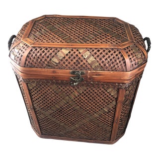 1990s Vintage Lidded Handle Wicker/Bamboo and Copper Storage Basket For Sale