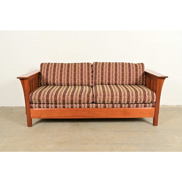 Stickley Mission Arts and Crafts Cherry Wood Spindle Settle Sofa For Sale - Image 9 of 15