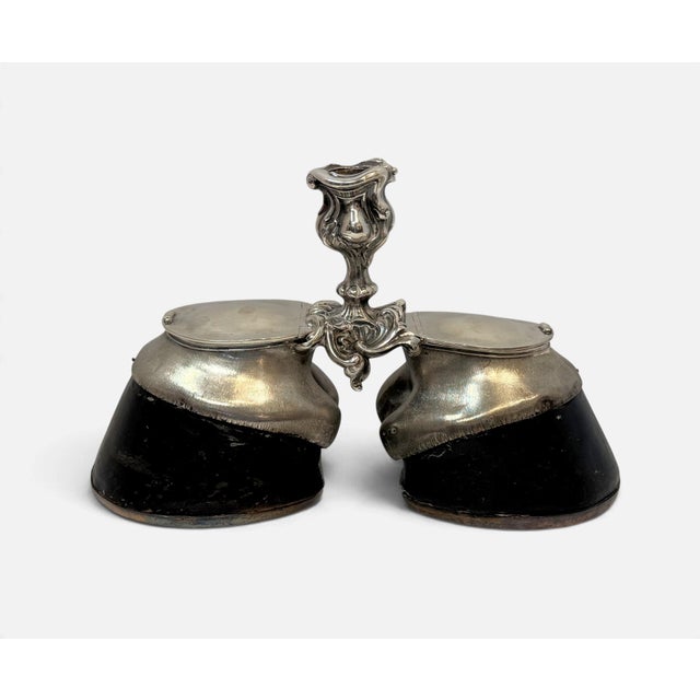 An exceptional and rare Edwardian solid sterling silver double horse hoof desk stand, expertly crafted into a luxury...