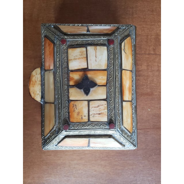 Camel Mid 20th Century Decorative Moroccan Camel Bone Box For Sale - Image 8 of 9