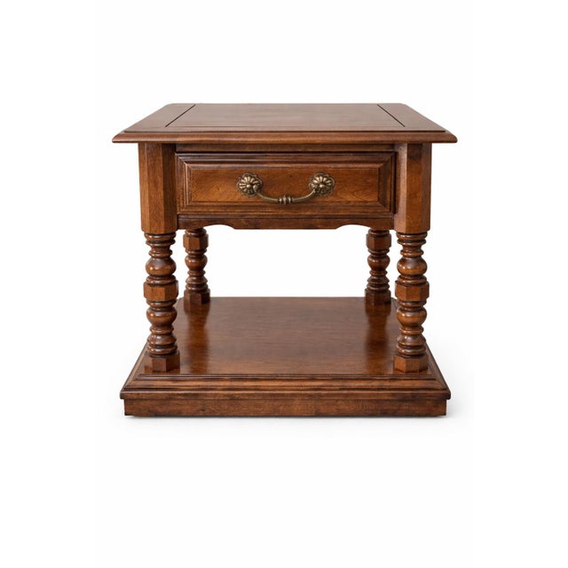 Late 20th Century Pair of Cal Shops Solid Wood Traditional Nightstands With Turned Legs & Lower Shelf For Sale - Image 4 of 11